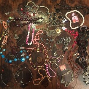 Elegant Multi-Color Vintage Costume Jewelry Lots JL2245